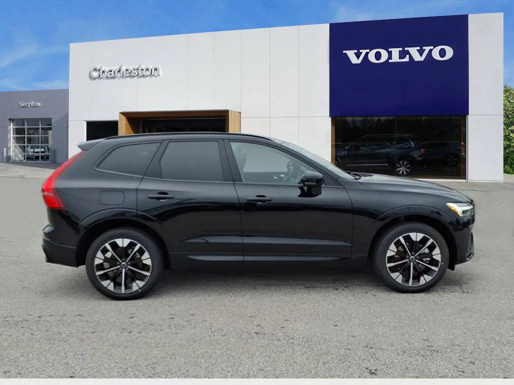 New 2026 Onyx Black Volvo Plus image 2