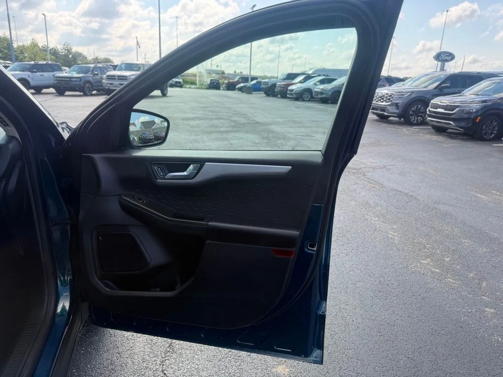 Used 2020 Green Metallic Ford SEL image 54