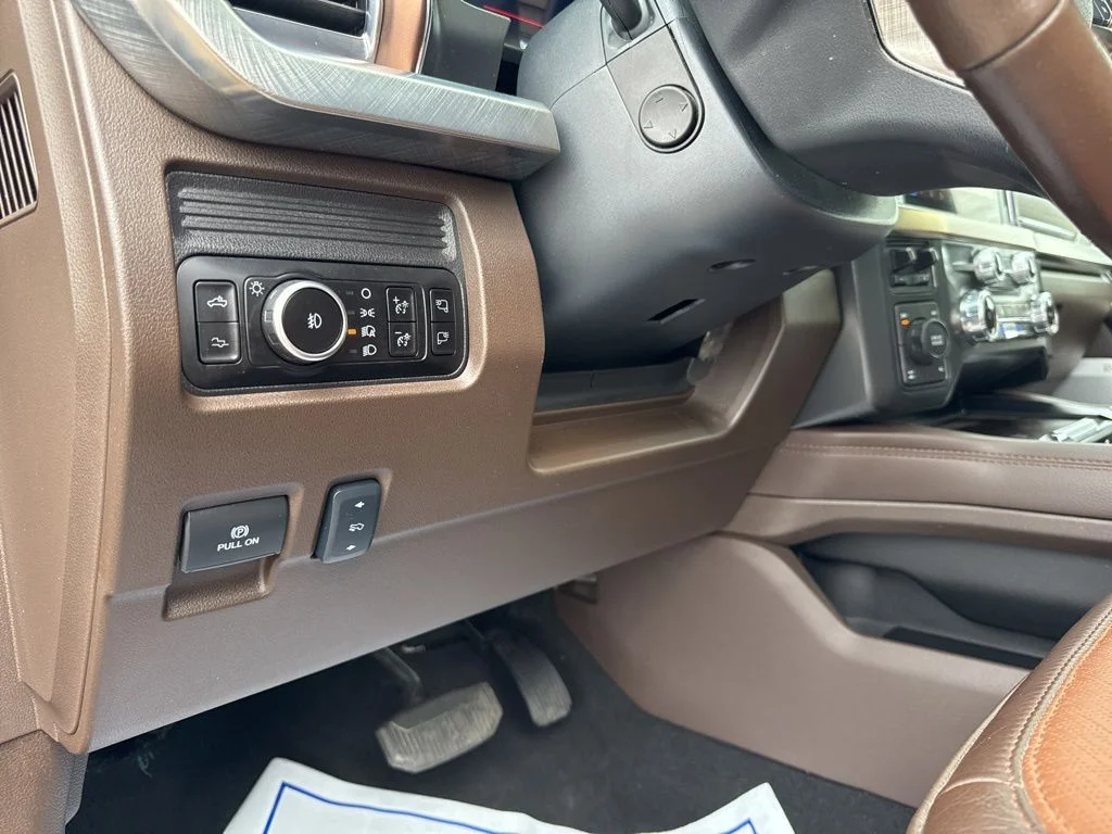Used 2025 Glacier Gray Metallic TriCoat Ford King Ranch image 18