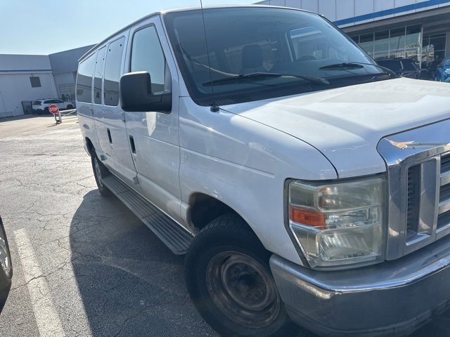 2011 Ford E-Series Econoline Wagon XLT