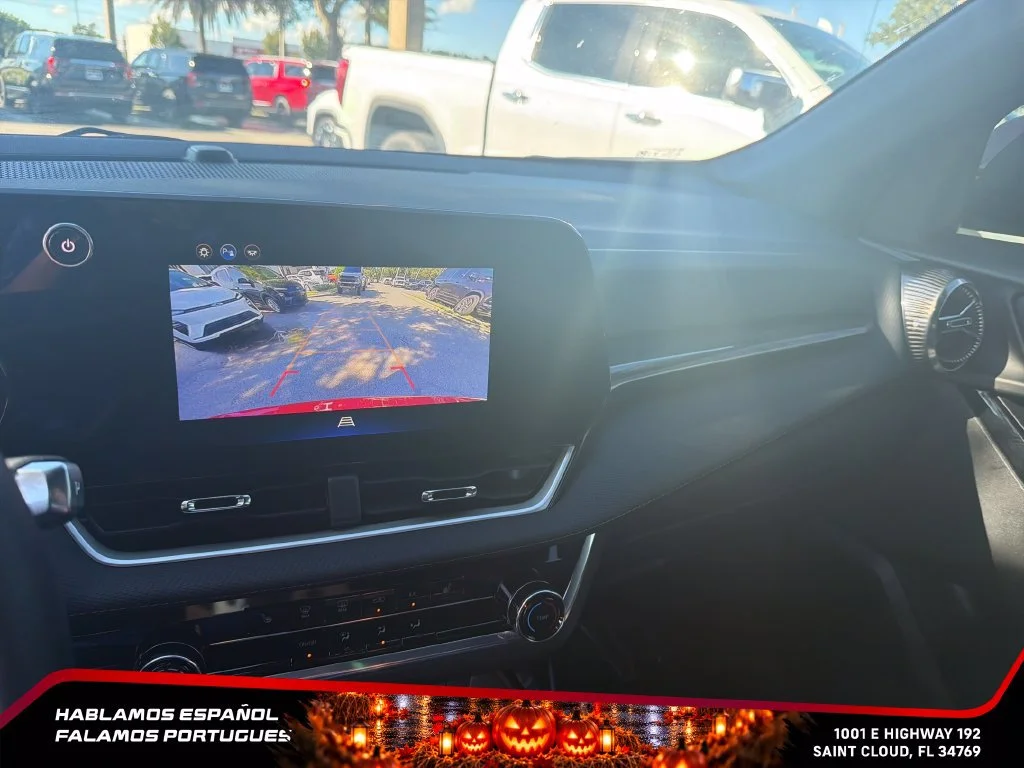 Used 2026 Radiant Red Tintcoat Chevrolet LT image 21
