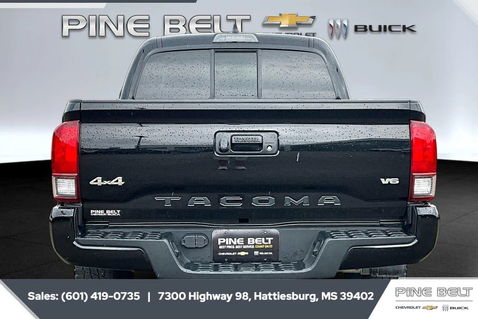 Used 2023 Black toyota SR image 4