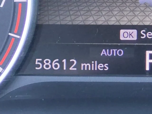 Used 2024 Gray Nissan S image 23