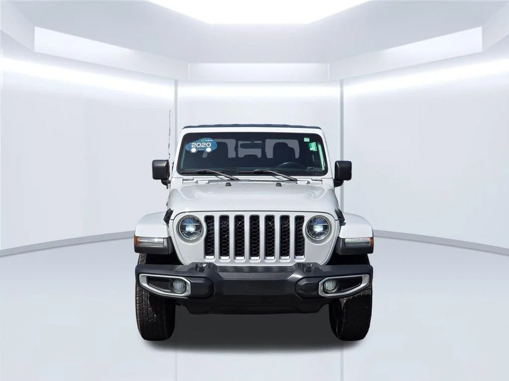 Certified Used 2020 White Jeep Overland image 16
