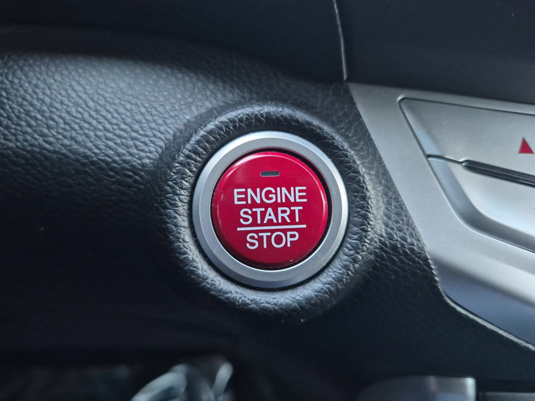 Used 2013 Crystal Black Pearl Honda EX-L Sedan image 16