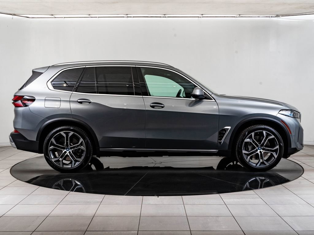 Used 2024 Skyscraper Gray Metallic BMW xDrive50e image 11
