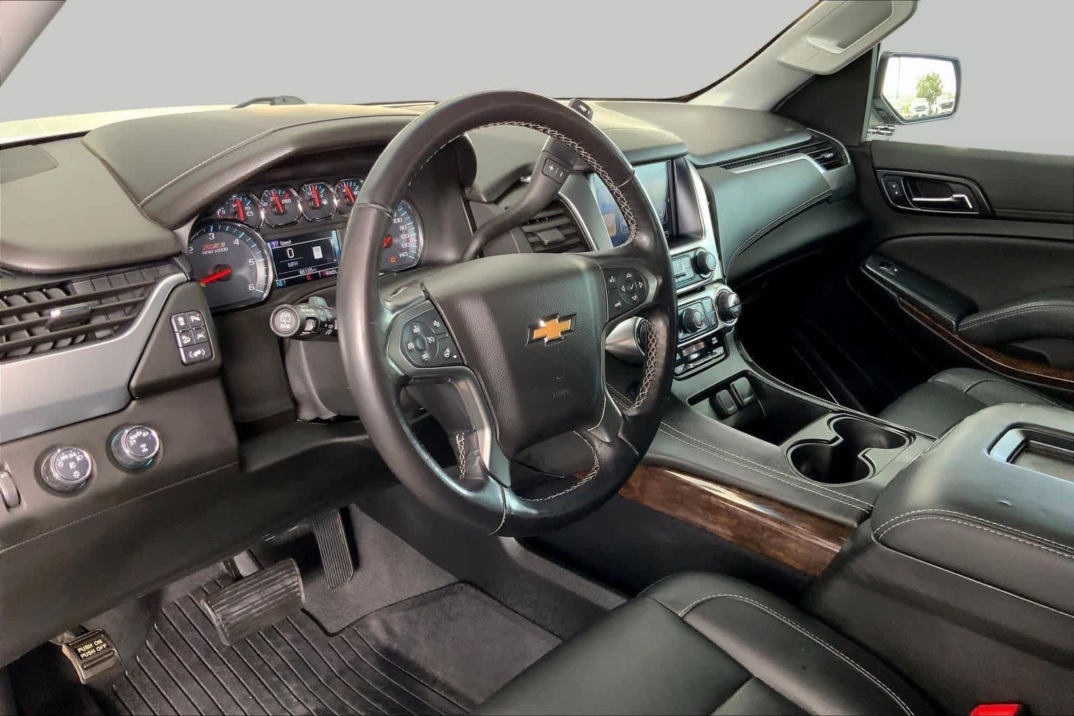 Used 2019 Summit White Chevrolet LT image 18