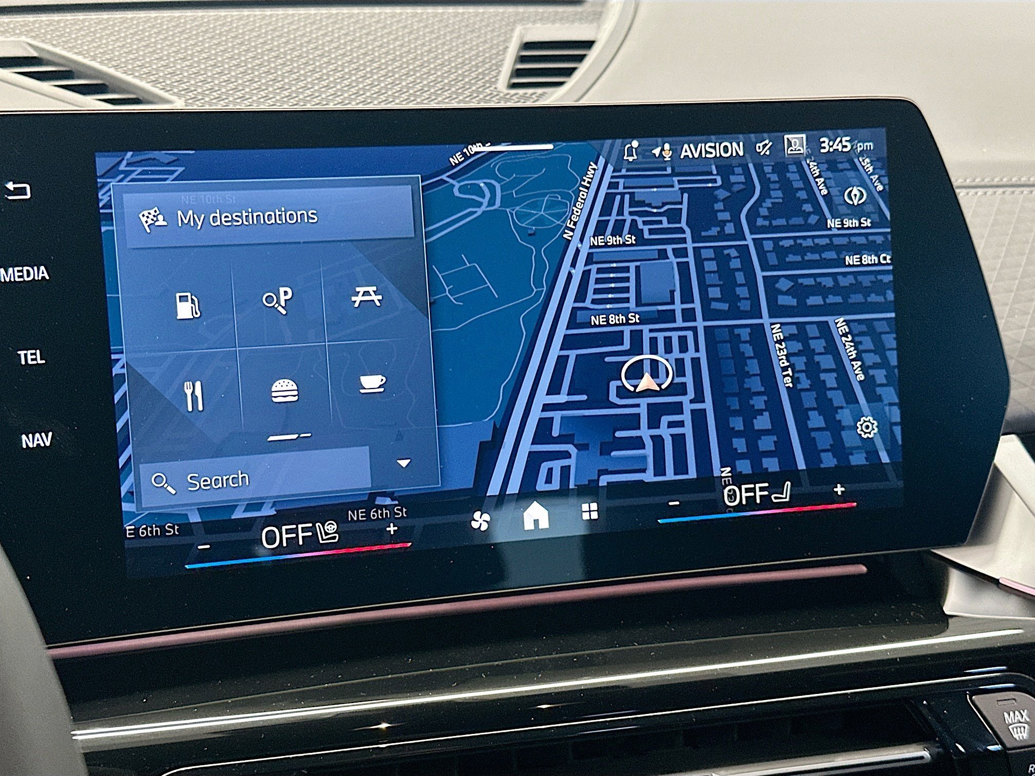 New 2026 Alpine White BMW xDrive28i image 9