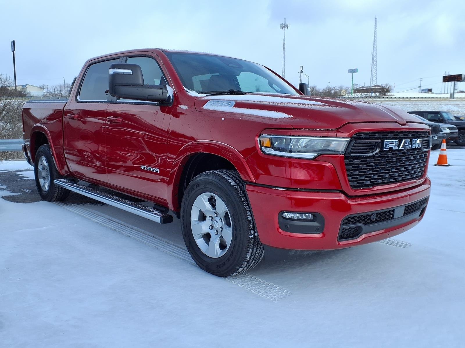 New 2026 Molten Red Pearl-Coat Exterior Paint RAM Big Horn image 4