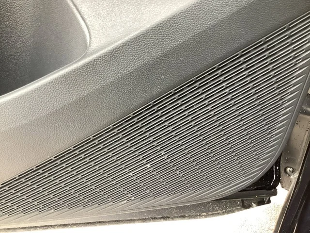2025 Volkswagen Atlas SE w/Tech - Photo 25