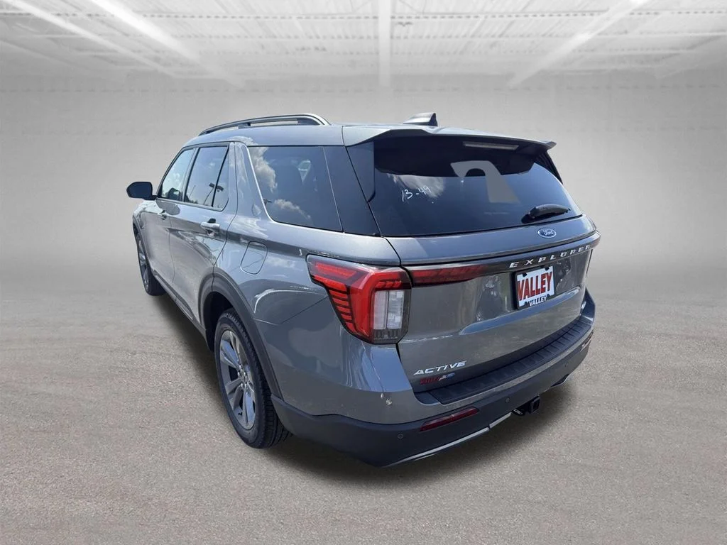 New 2026 Carbonized Gray Metallic Ford Active image 6