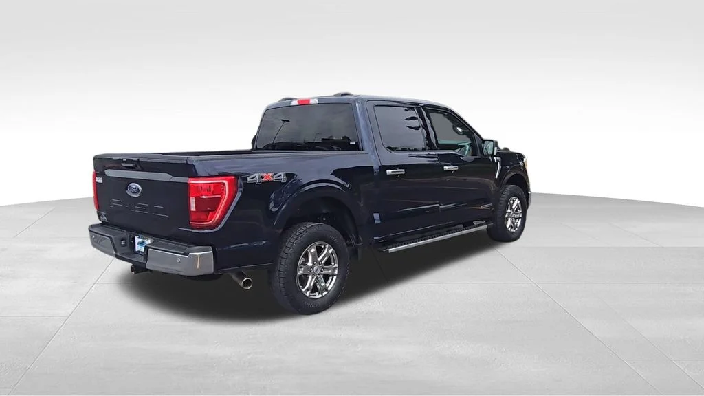 Used 2023 Blue Metallic Ford XLT image 8