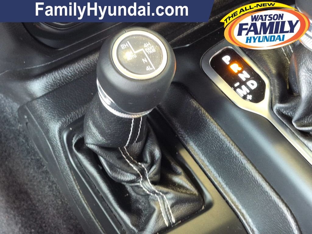 Used 2019 Gray Jeep Unlimited Moab image 23