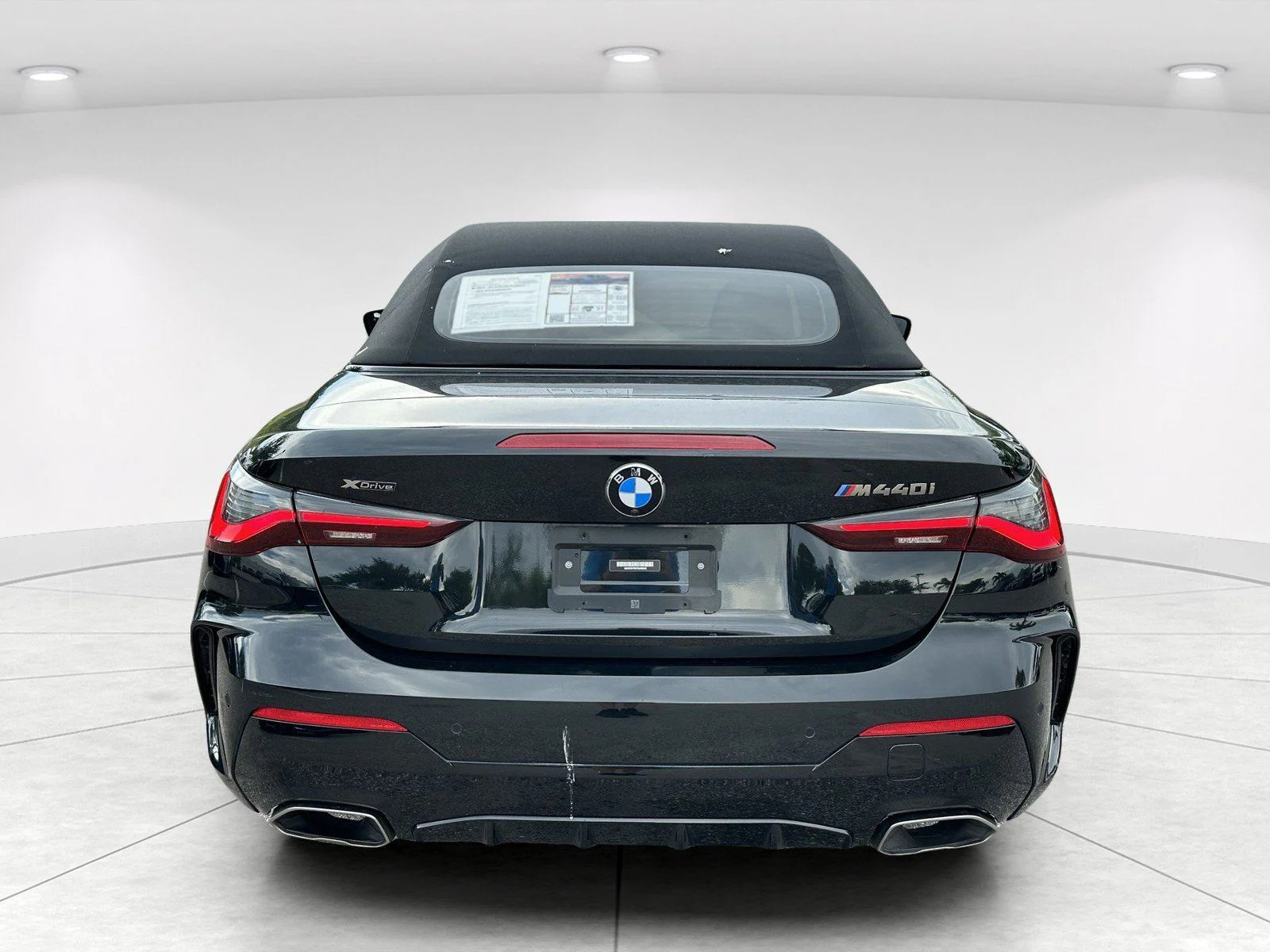 Certified Used 2023 Black Sapphire Metallic BMW M440i xDrive image 5
