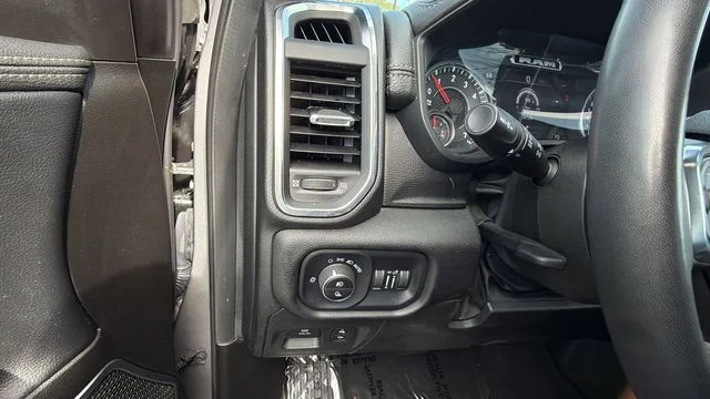 Used 2025 Silver Ram Laramie image 21
