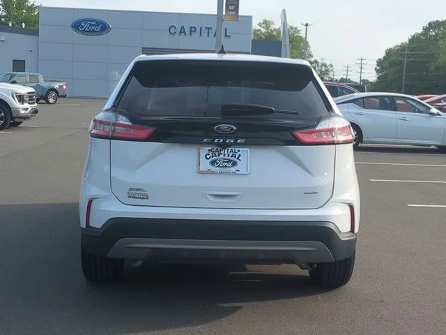 Used 2024 White Ford SEL image 12