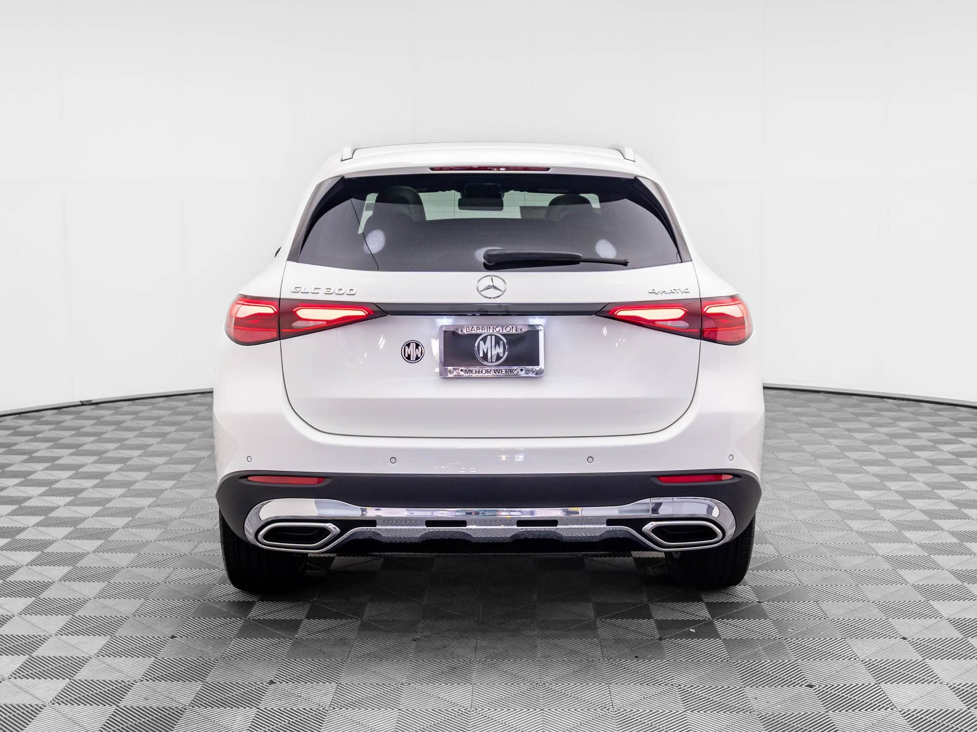New 2026 Polar White Mercedes-Benz GLC 300 image 40