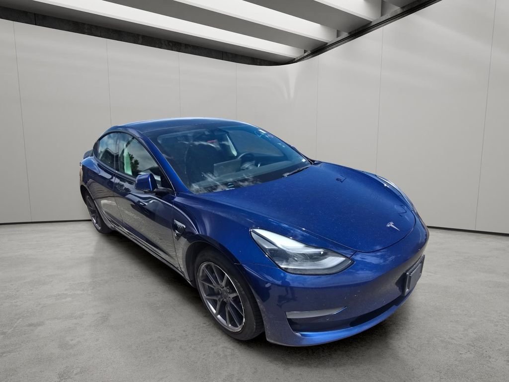 Used 2022 Deep Blue Metallic Tesla Base image 11