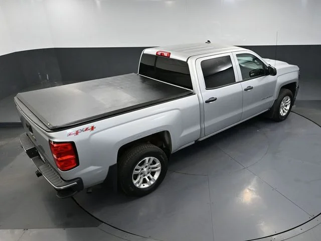 Used 2016 Silver Chevrolet LS image 46