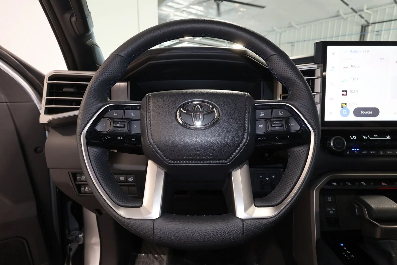 2026 Toyota Sequoia Platinum - Photo 10