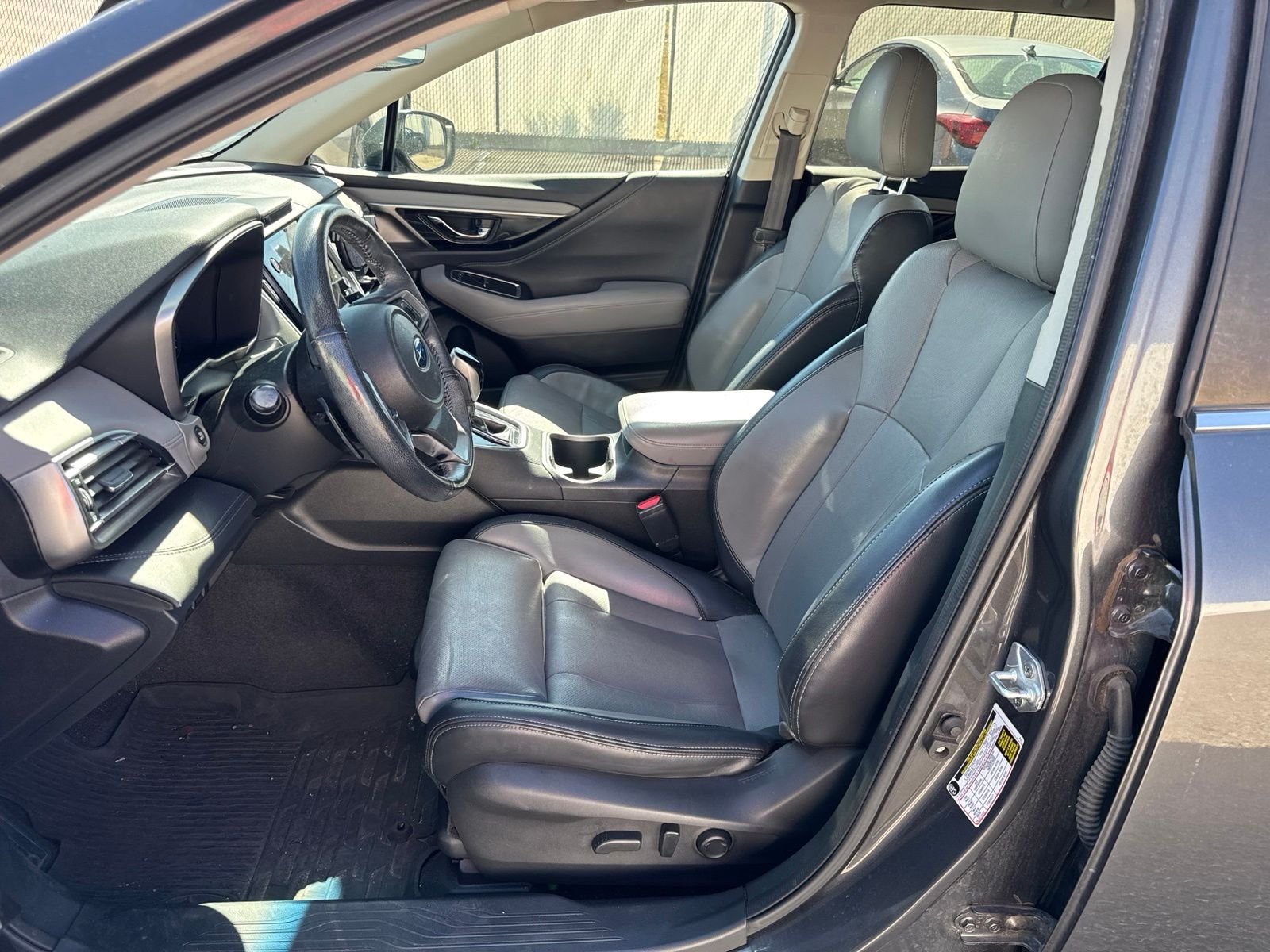 2021 Subaru Outback Limited - Photo 9