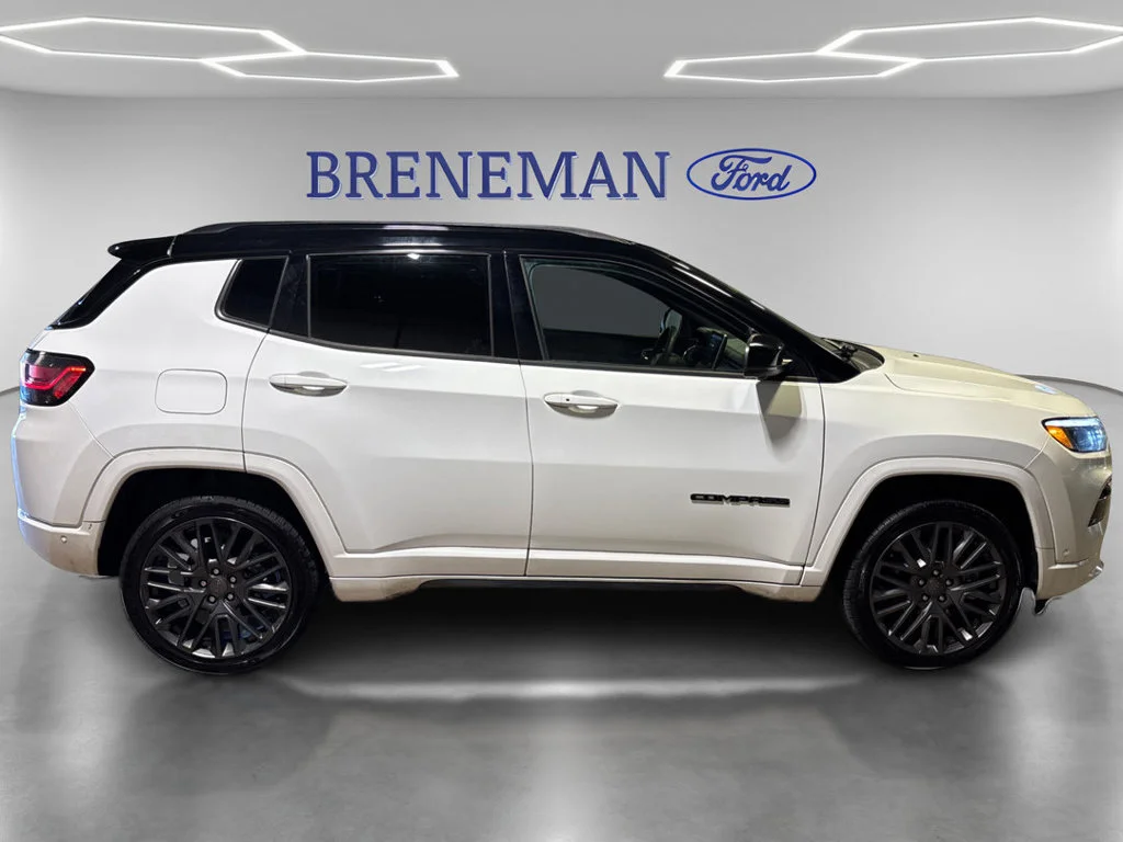 Used 2023 Bright White Clearcoat Jeep High Altitude image 5
