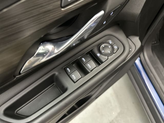 Used 2023 Blue GMC SLT image 18