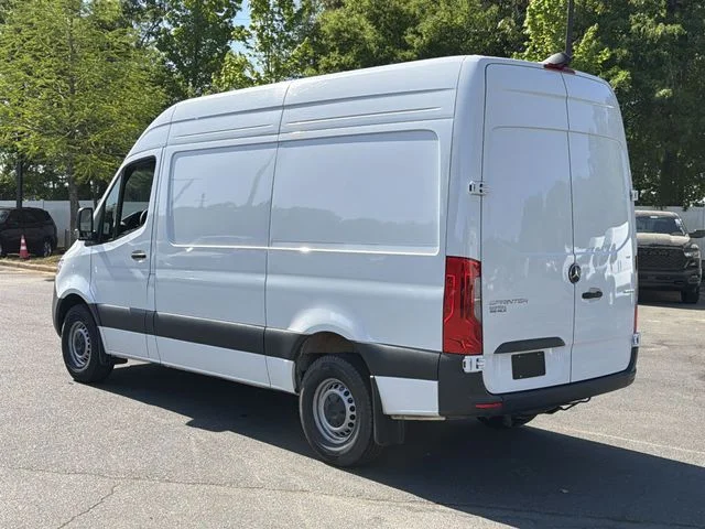 Used 2025 White Mercedes-Benz Cargo 144 WB image 11