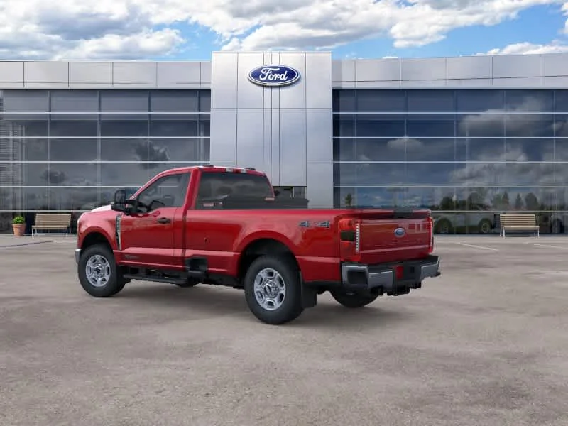 New 2026 Ruby Red Metallic Tinted Clearcoat Ford XLT image 5