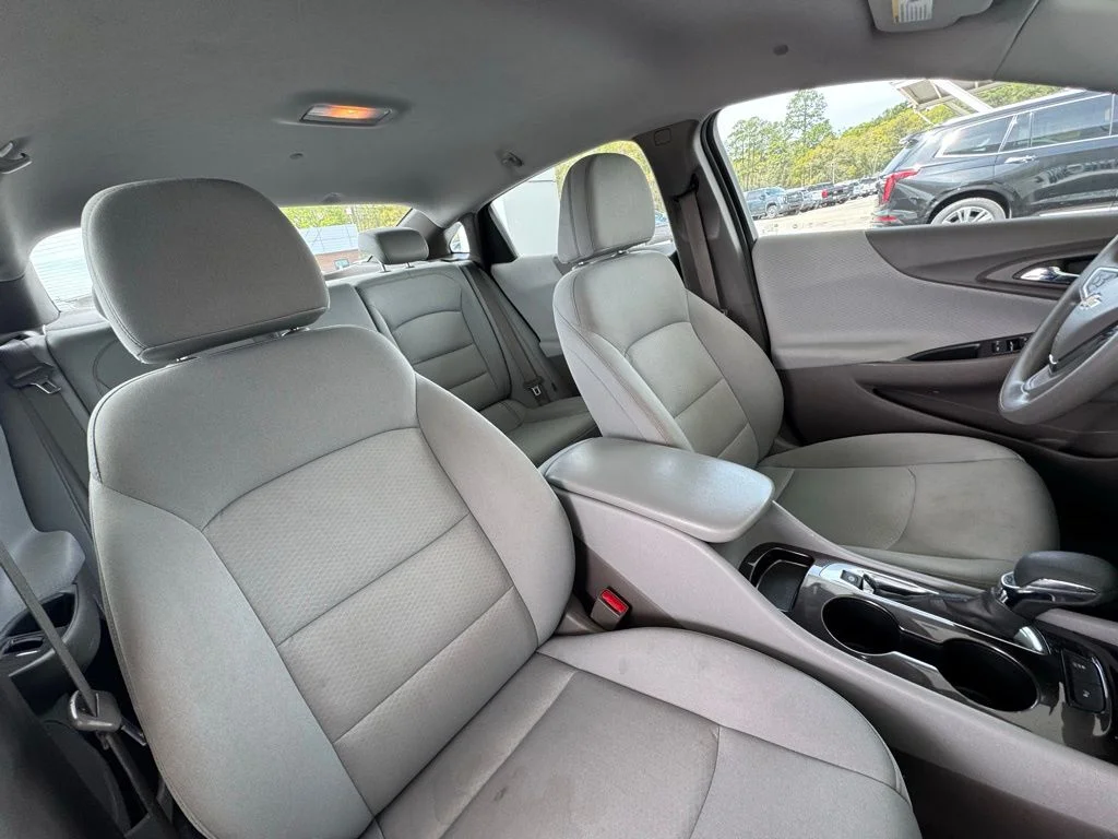 Used 2024 White Chevrolet LS image 17