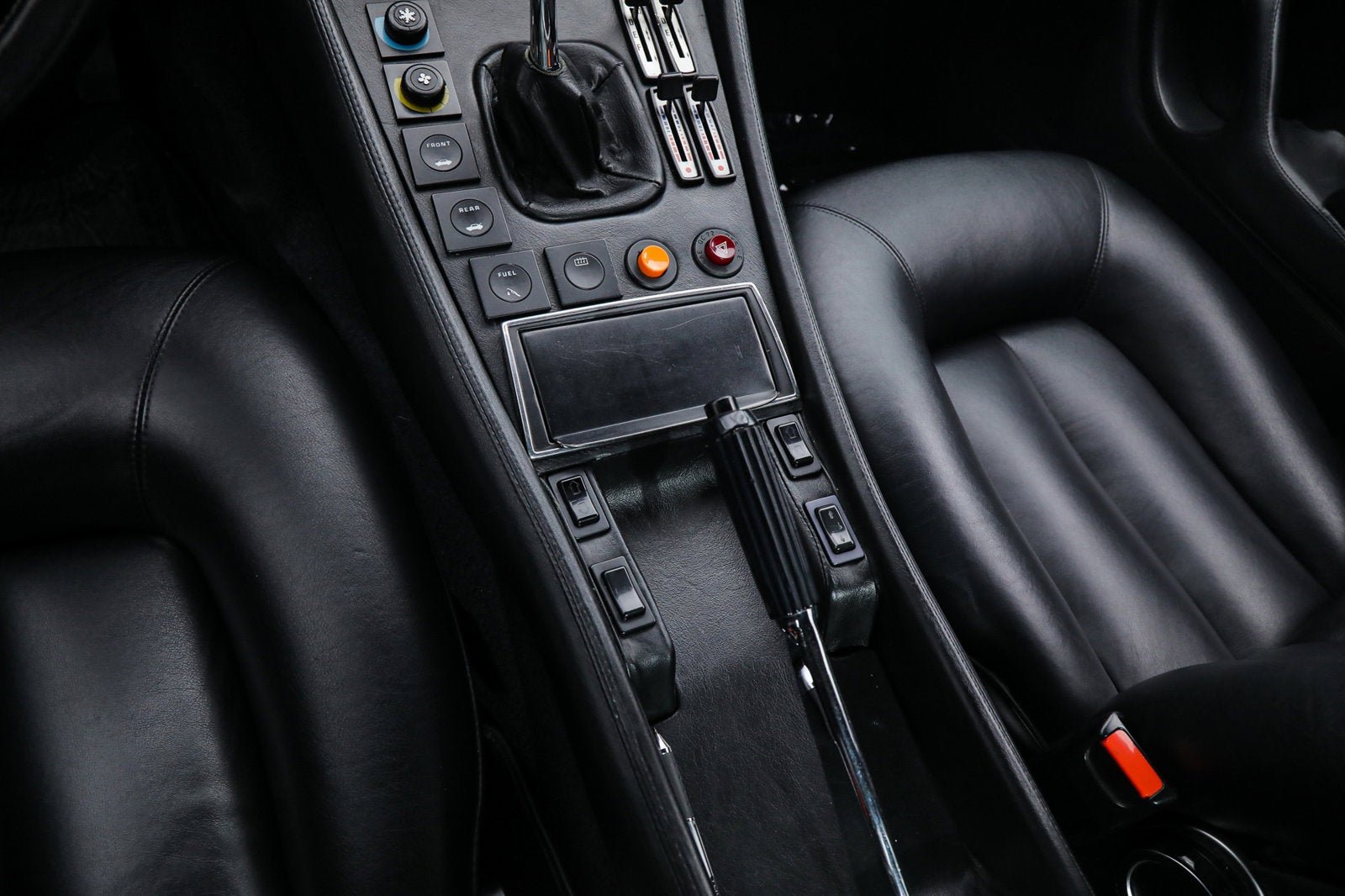 Used 1983 Nero Ferrari  image 29