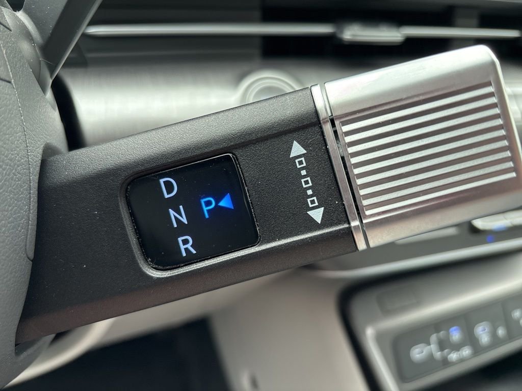 2025 Hyundai Kona SEL Convenience - Photo 26