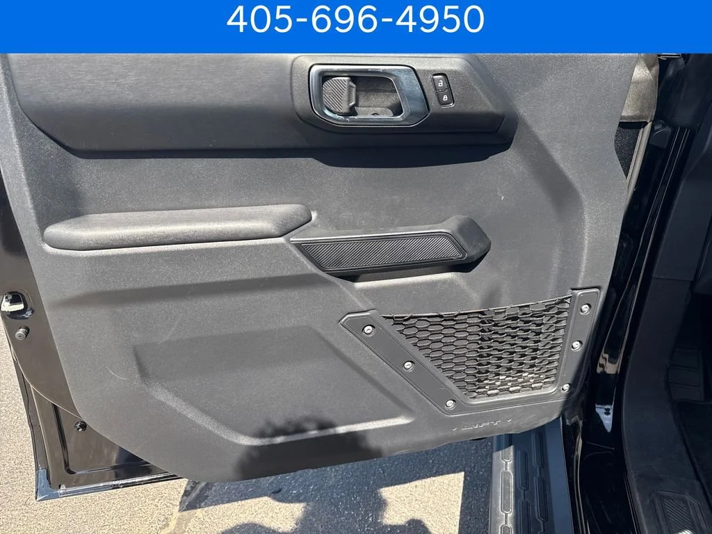 Pre-Owned 2025 Ford Bronco Outer Banks
