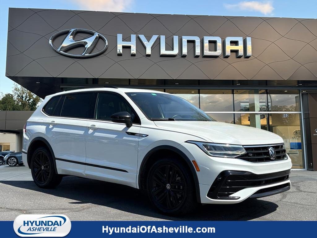 2022 Volkswagen Tiguan SE R-LINE BLACK