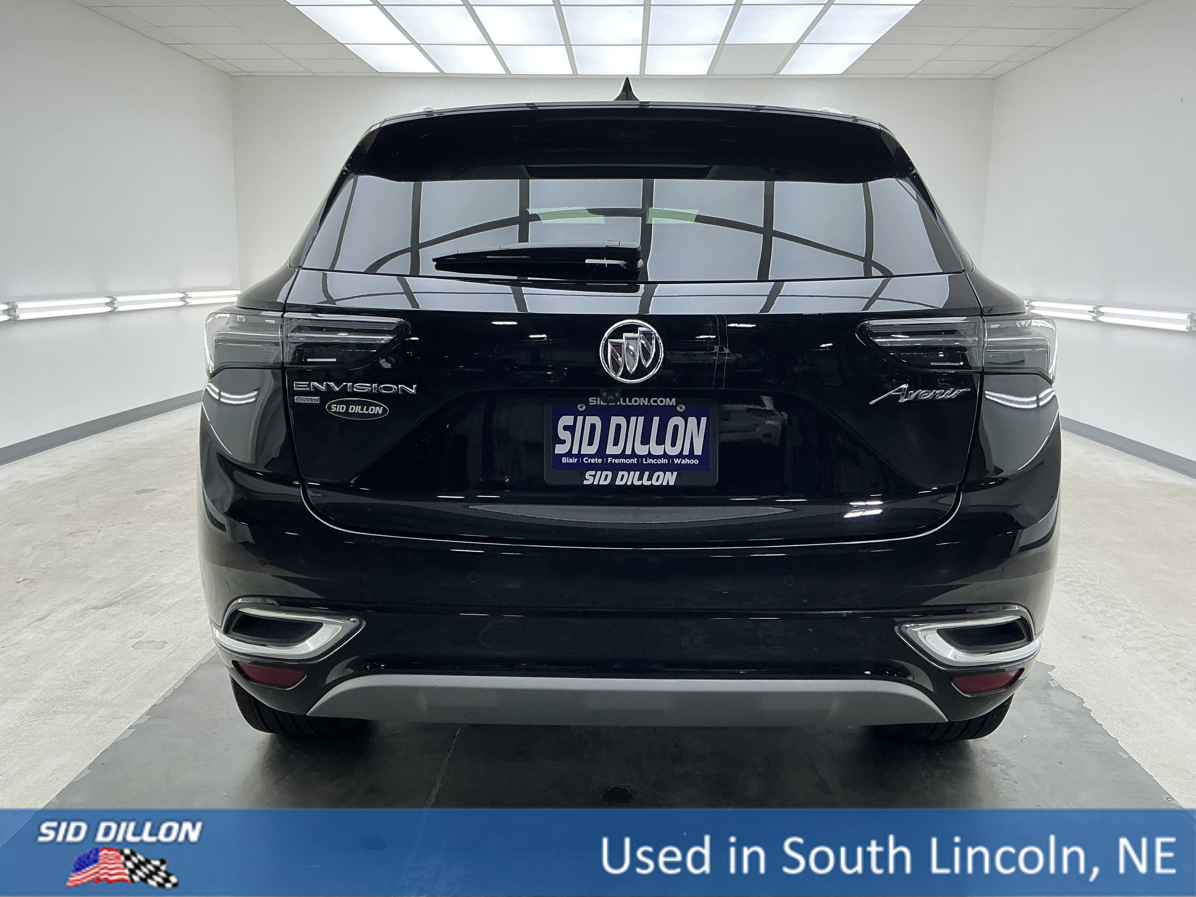 Used 2023 Ebony Twilight Metallic Buick Avenir image 5