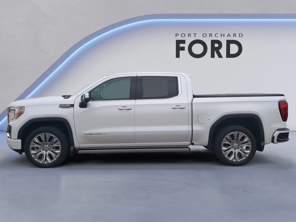 Used 2022 White Frost Tri-Coat GMC Denali image 3