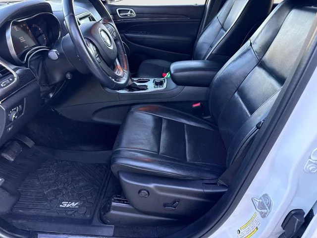 Used 2018 White Jeep Overland image 17