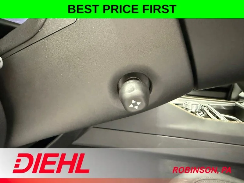 New 2026 Bright White Clear-Coat Exterior Paint Jeep 85th Anniversary Edition image 31