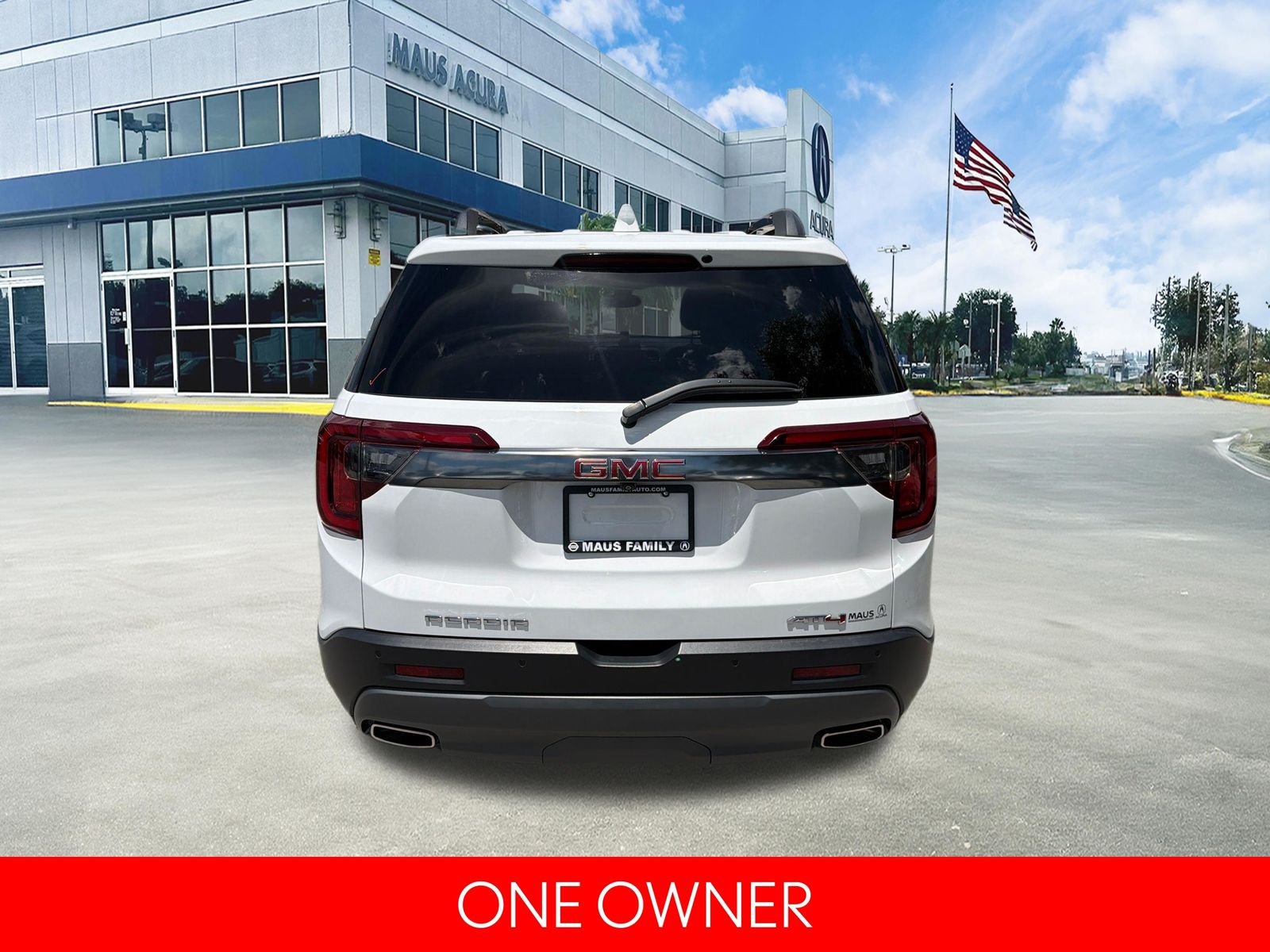 Used 2023 White GMC AT4 image 5