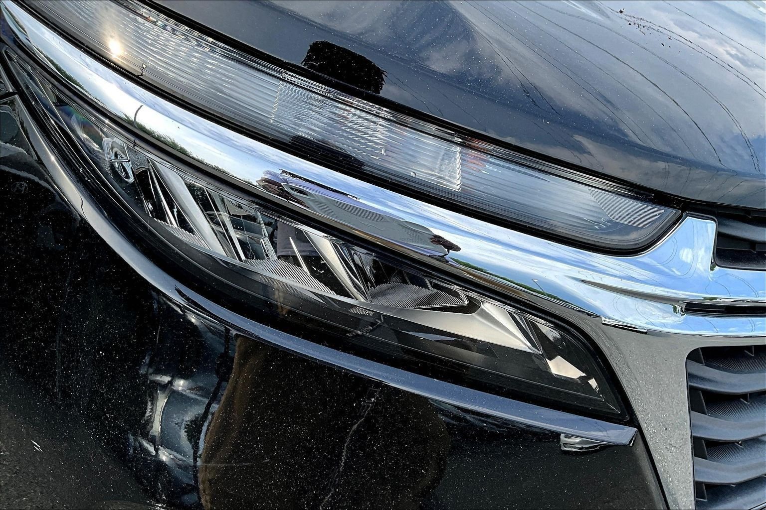Used 2022 Black Chevrolet LS image 26