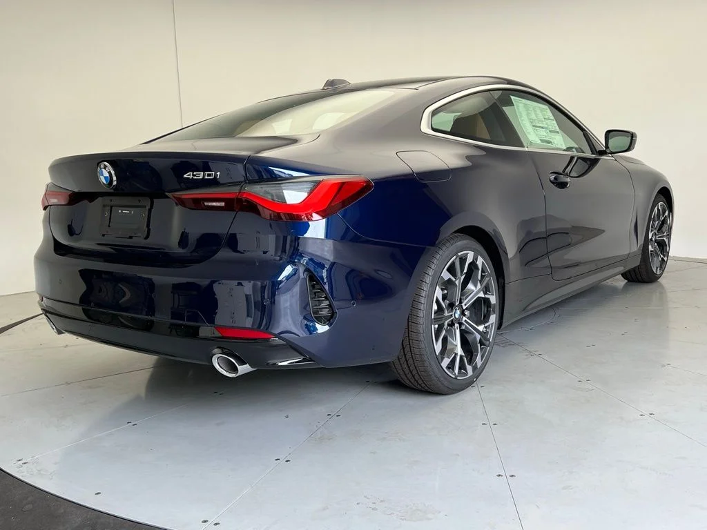 New 2026 Tanzanite Blue II Metallic BMW 430i image 3