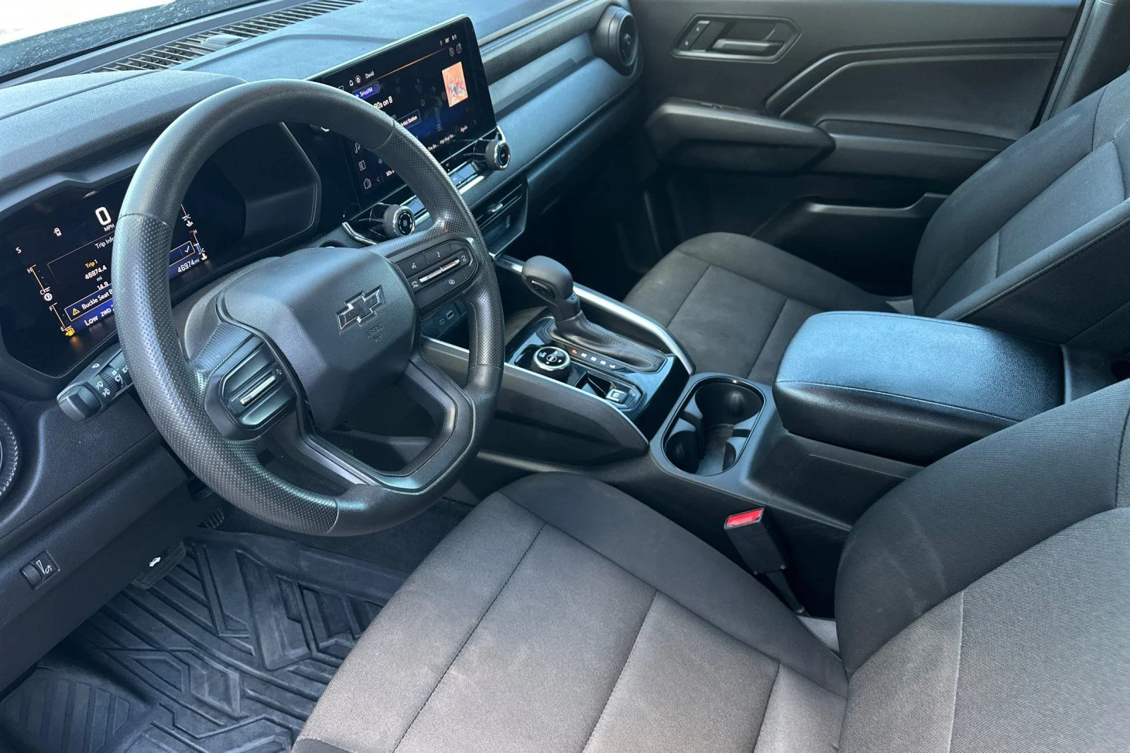 Used 2023 Summit White Chevrolet Trail Boss image 9