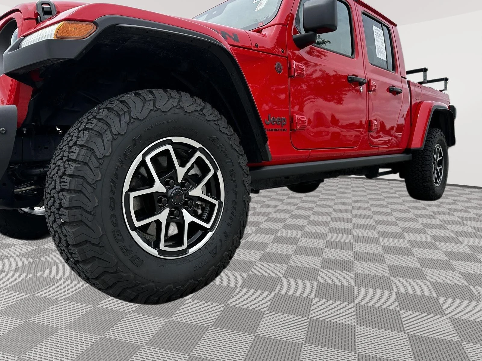 Used 2022 Firecracker Red Clearcoat Jeep Rubicon image 6