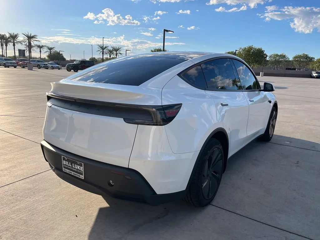 Certified Used 2026 White Tesla Premium image 7