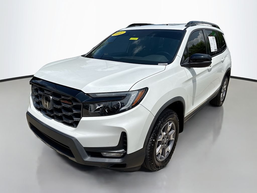 Used 2022 Platinum White Pearl Honda TrailSport image 3