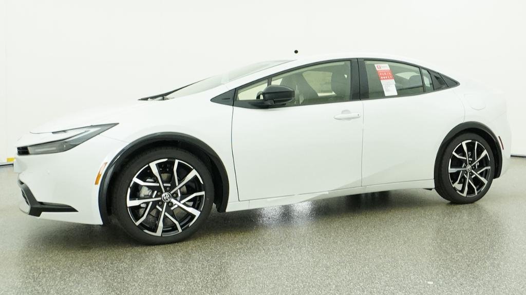 New 2026 Wind Chill Pearl Toyota XSE image 8