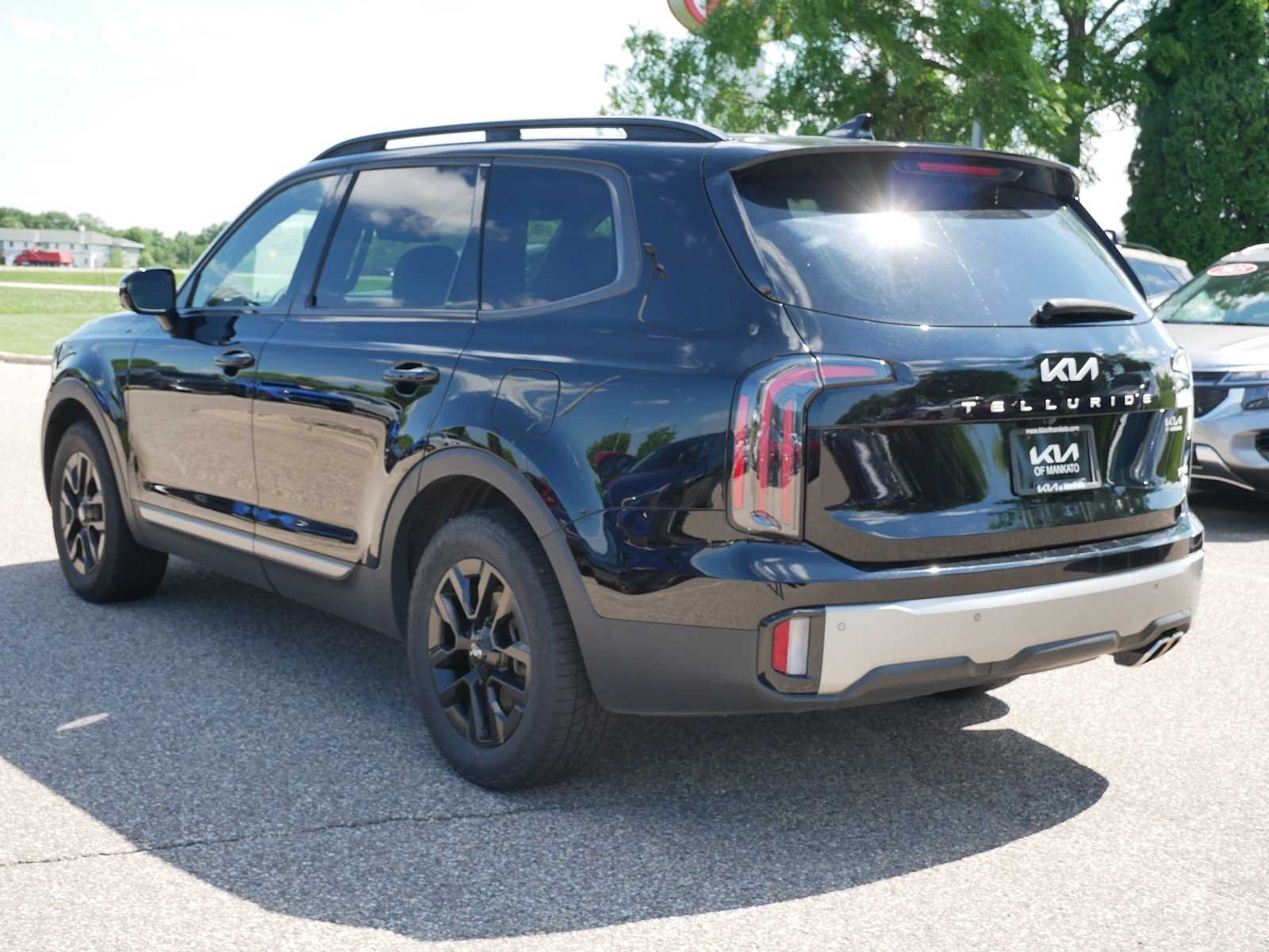 Used 2023 BLACK Kia SX Prestige X-Pro image 3