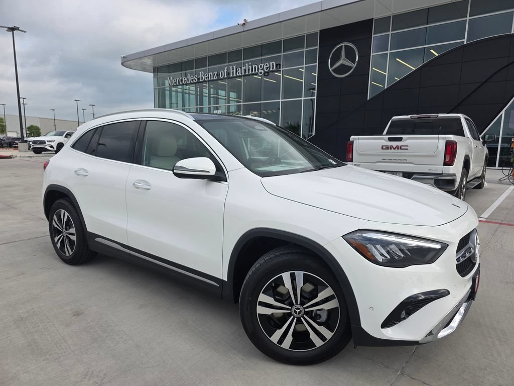 New 2026 Polar White Mercedes-Benz GLA 250 image 28