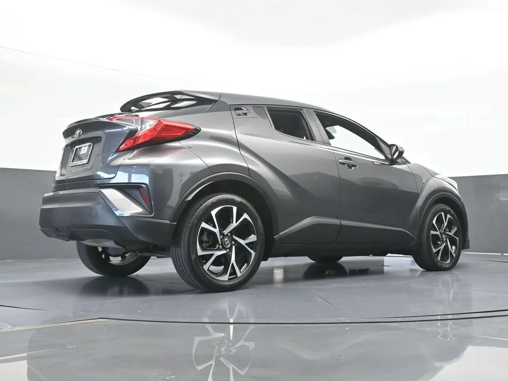 Used 2019 Magnetic Gray Metallic Toyota XLE image 51