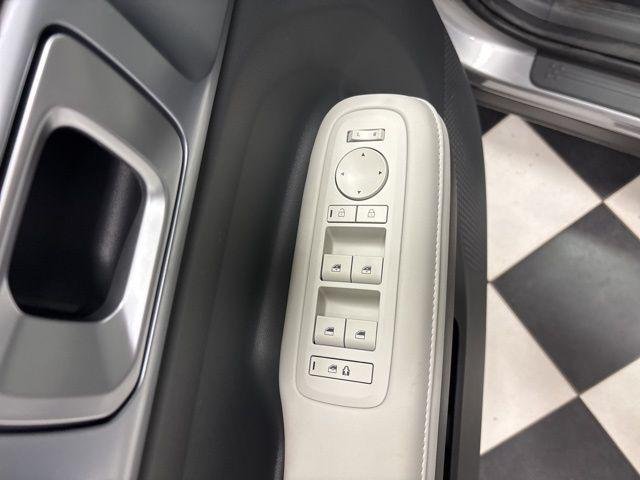 New 2026 Silver Hyundai SEL AWD image 11